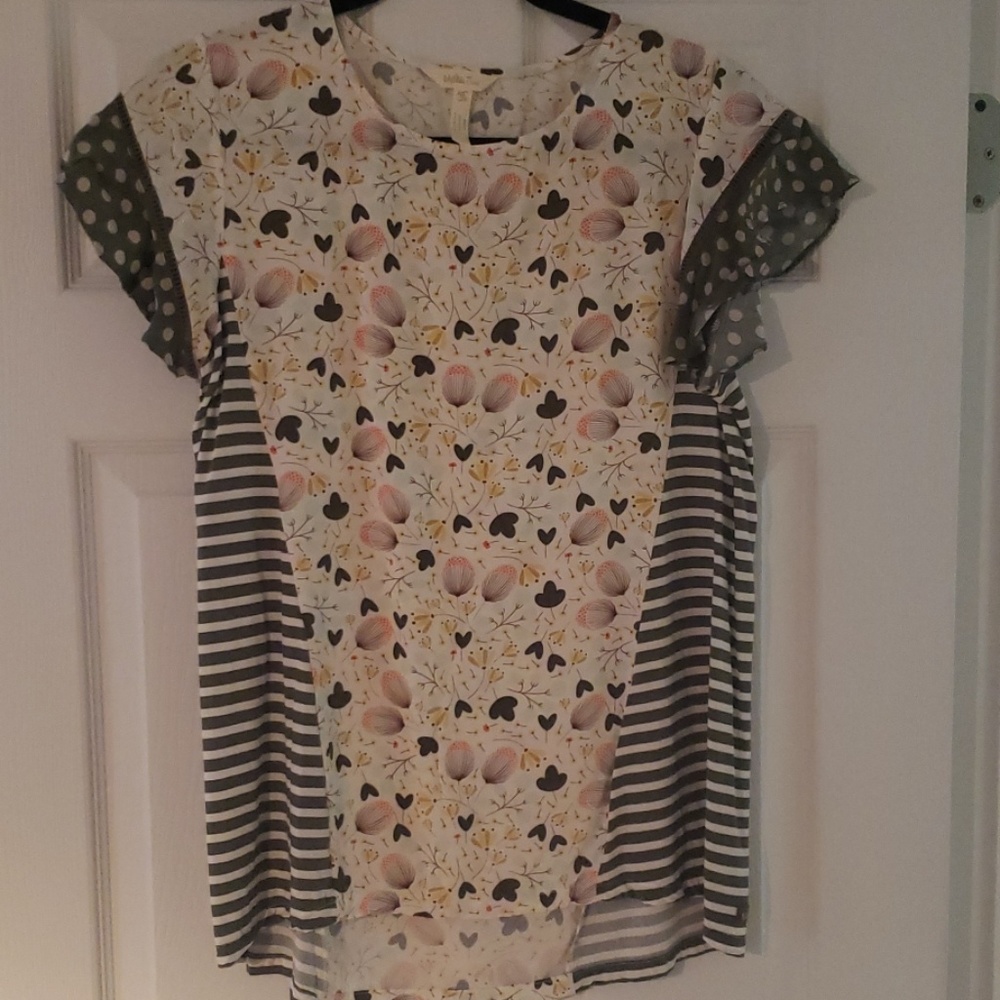 Matilda Jane short sleeved flutter sleeves blouse